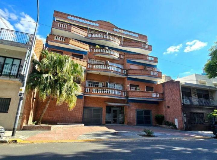 Departamento · 76m² · 3 Ambientes · 1 Cochera