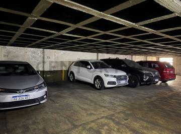 Garage · 15m² · Cochera Cubierta en Venta en Galeria Mayo