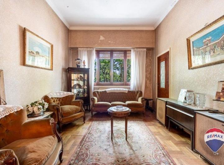 PH · 196m² · 6 Ambientes · 1 Cochera