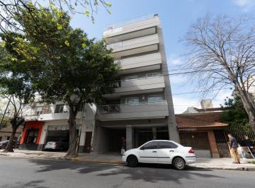 Departamento · 51m² · 3 Ambientes · 3 Amb en Semi Piso Contra Frente con Patio 8.40 X 3.95 m