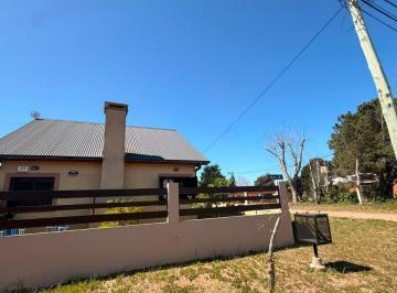 Casa de 4 ambientes, Mar del Tuyú · Hermosa Casa Esquina en Venta en Mar del Tuyu