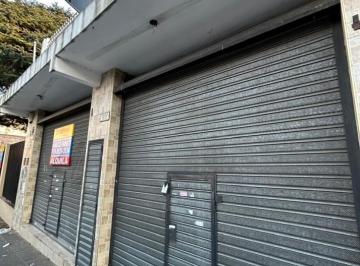 Casa · 1m² · 4 Ambientes · Av Boulonge Sur Mer 1535 (Casa con Local)