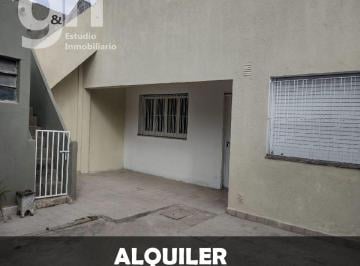 Casa de 2 ambientes, Rosario · Casa Interna Única con Patio y Terraza.