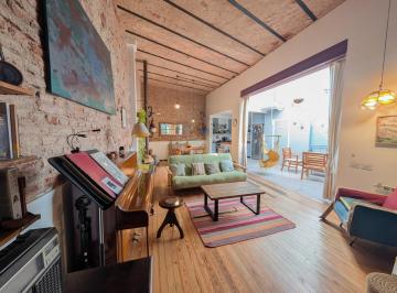 PH · 114m² · 4 Ambientes · PH de 2 Dorm. + Estudio con Terraza Refaccionado