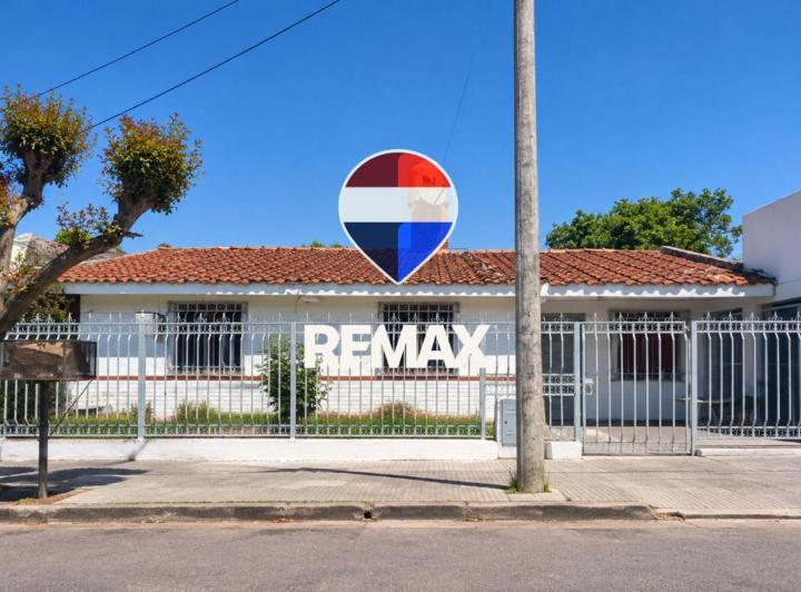 Casa · 153m² · 5 Ambientes · 1 Cochera