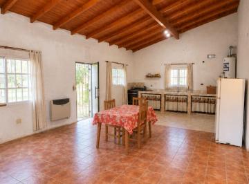 Casa · 71m² · 3 Ambientes · 1 Cochera · Casa 3 Ambientes Venta con Parque San Vicente