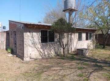Casa de 2 ambientes, General Rodríguez · Casa con Quincho Parrilla Entrada de Auto