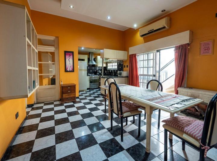 Casa · 103m² · 4 Ambientes · 1 Cochera