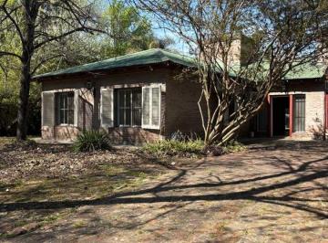 VRP-VRP-580_2 · Venta de Casa 5 Ambientes en Parque Leloir, Ituzaingó
