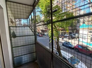 Departamento · 50m² · 3 Ambientes · Venta Dpto 3 Amb C/balcon Bolivia y Yerbal, Flores
