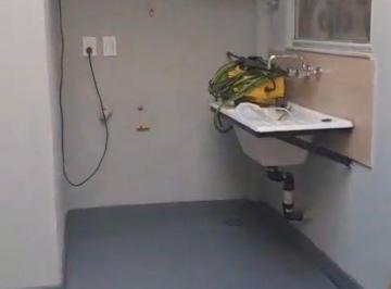 PH de 2 ambientes, Lanús · Alquiler PH con 1 Dormitorio en Sin Expensas en Lanús Oeste