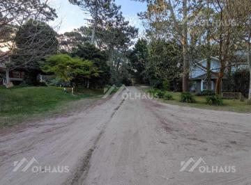 Terreno · 1024m² · Terreno Lote en Venta en Carilo, Costa Atlántica, Buenos Aires