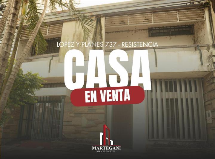 Casa · 300m² · 8 Ambientes · 1 Cochera