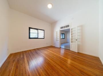 Casa · 93m² · 3 Ambientes · Casa en Venta a Estrenar de 2 Dorm. con Parilla y Terraza.