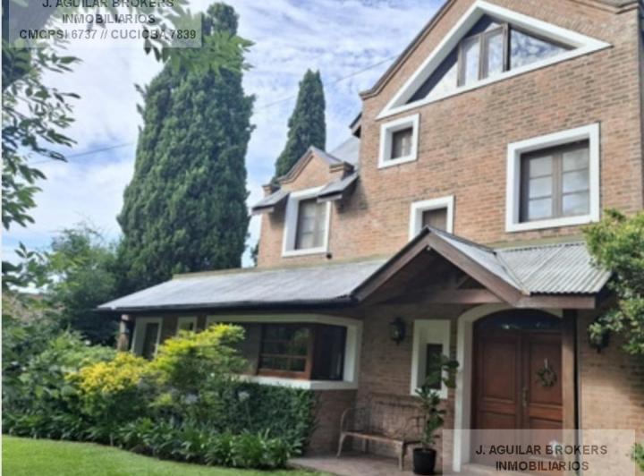 Casa · 1125m² · 5 Ambientes · 3 Cocheras