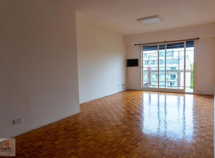 Departamento · 81m² · 4 Ambientes · 1 Cochera