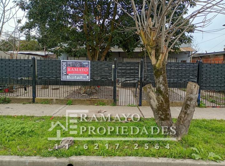 Casa · 140m² · 3 Dormitorios · 1 Cochera