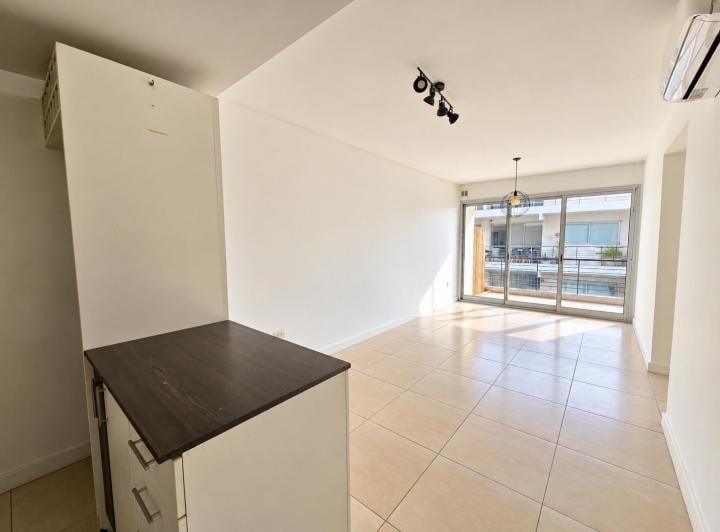 Departamento · 70m² · 3 Ambientes · 1 Cochera
