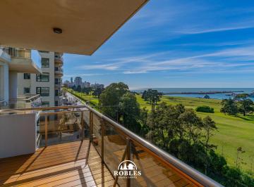 Departamento · 95m² · 3 Ambientes · 1 Cochera · Departamento de Categoría, con Vista Al Mar y Al Golf de Playa Grande
