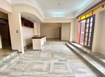 Casa · 250m² · 8 Ambientes · Alquiler Casa 3 Dorm. - Barrio Abasto - Rosario