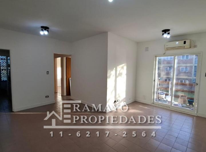 Departamento · 45m² · 4 Ambientes · 1 Cochera