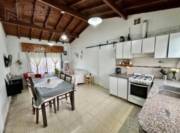 PH · 75m² · 3 Ambientes · PH en Venta de 3 Ambientes con Patio - El Palomar