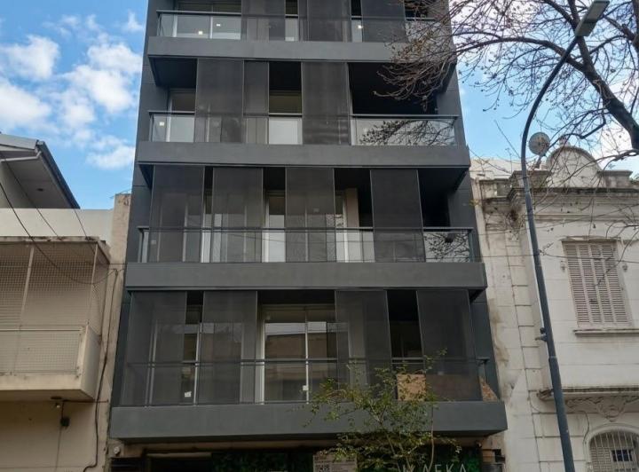 Desarrollo vertical · 33 Orientales 215