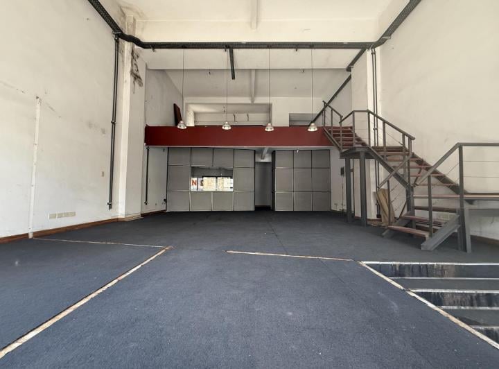 Local comercial · 170m² · 5 Ambientes