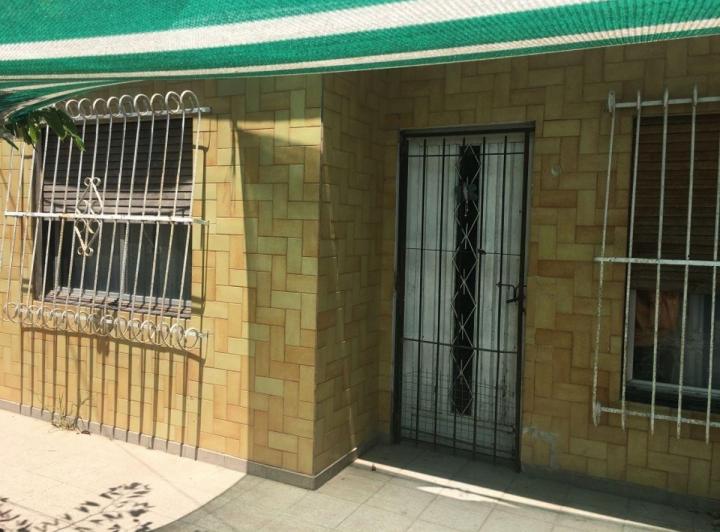 Casa · 10m² · 4 Ambientes · 1 Cochera
