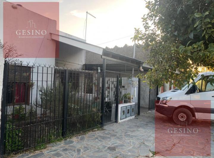 Casa · 60m² · 2 Dormitorios · 1 Cochera