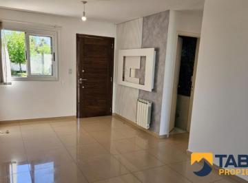Casa · 80m² · 3 Ambientes · 2 Cocheras · Alquilo Duplex 2 Dorm, Patio, Asador - Housing de Manantiales