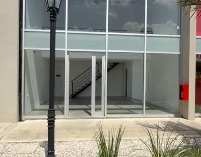 Local comercial · 30m²