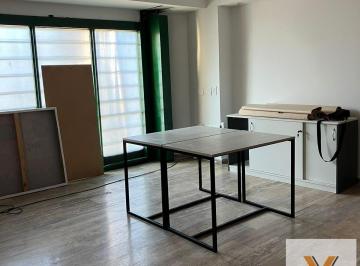 Oficina comercial · 190m² · 6 Ambientes · Oficina en Alquiler - 2 Baños - San Isidro