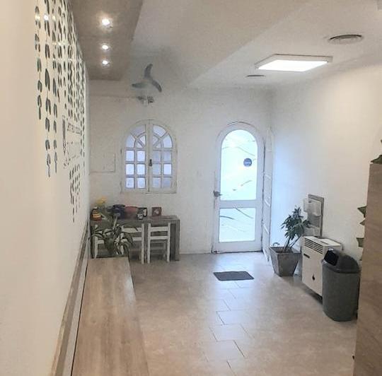 Oficina comercial · 180m²
