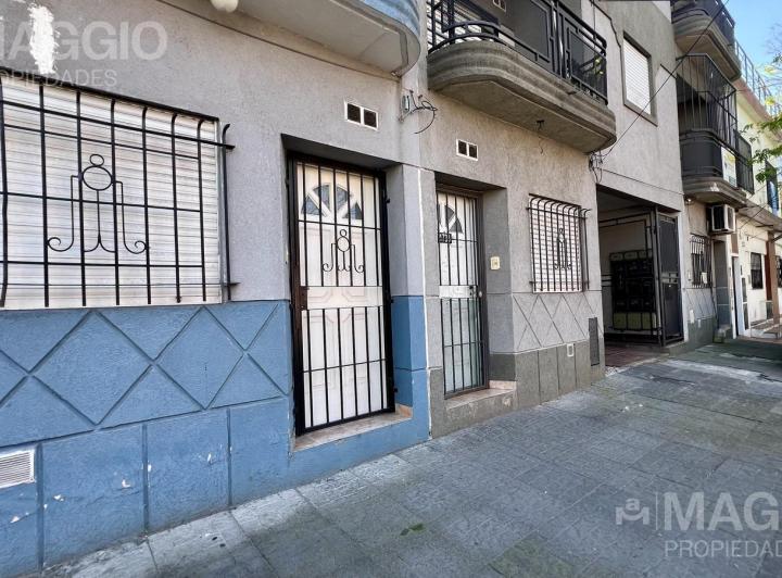 Departamento · 40m² · 2 Ambientes · 1 Cochera