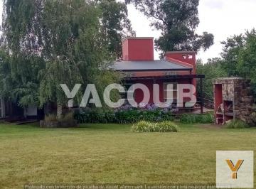 Quinta vacacional · 220m² · 6 Ambientes · Quinta en Venta - 4 Dorm. 3 Baños - Tandil