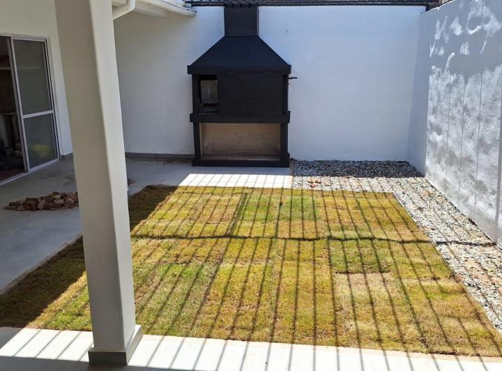 Casa · 146m² · 5 Ambientes · 1 Cochera