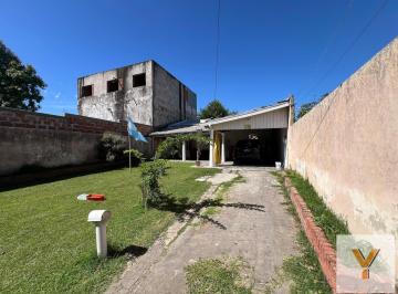 Casa · 130m² · 3 Ambientes · Casa en Venta - 2 Dorm. 1 Baño - 330 m² - Villa Elisa