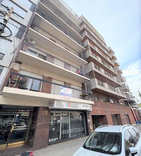 Departamento · 87m² · 4 Ambientes
