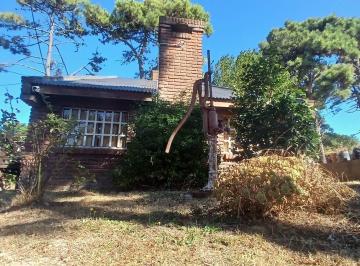 Casa · 95m² · 5 Ambientes · Casa en Venta - 3 Dorm. 2 Baños - Villa Gesell