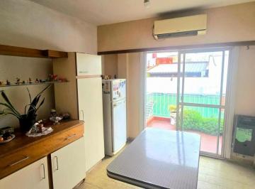 PH · 85m² · 4 Ambientes · PH en Venta - 3 Dorm. 1 Baño - Parque Avellaneda