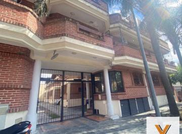 Departamento · 80m² · 3 Ambientes · 1 Cochera · Dúplex en Venta - 2 Dorm. 2 Baños - Cochera - 100 m² - Parque Avellaneda