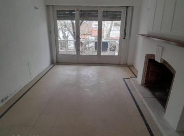 PH · 90m² · 3 Ambientes · PH de 3 Ambientes en Primer Piso, Zona Brown E Independencia