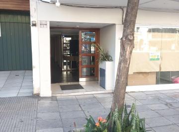 Departamento de 1 ambiente, Barrio Norte · Divino y Original Amb a Nuevo 32 Mt Cocina Separ Baño Compl Impecable! Las Heras y Bustamante