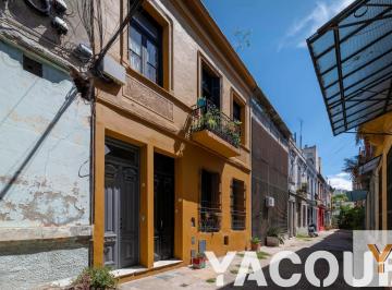 PH · 164m² · 5 Ambientes · PH en Venta - 4 Dorm. 2 Baños - 270 m² - Almagro