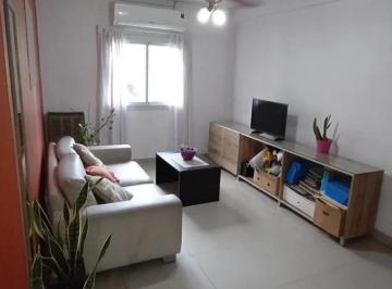 Departamento · 67m² · 3 Ambientes · 1 Cochera · Departamento en Venta - 2 Dorm. 1 Baño - Cochera - 67 m² - Los Hornos, La Plata