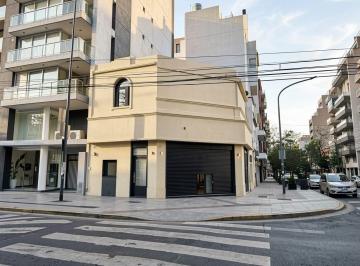 Local comercial · 135m² · 5 Ambientes · Local en Esquina en Alquiler - Cabrera Al 6100 - Palermo Hollywood