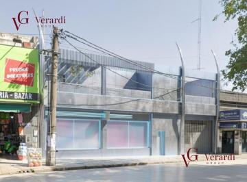 Local comercial · 595m² · Local en Caballito
