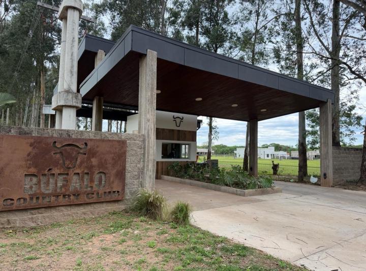 Terreno · 1000ha