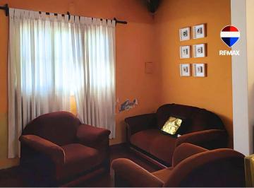 Casa · 243m² · 4 Ambientes · 1 Cochera · Casa en Venta Macrocentro Apta Credito 3 Dorm